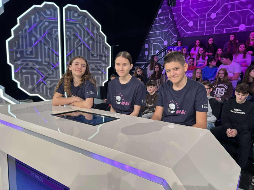 Uspeh OŠ Apače v kvizu Male sive celice